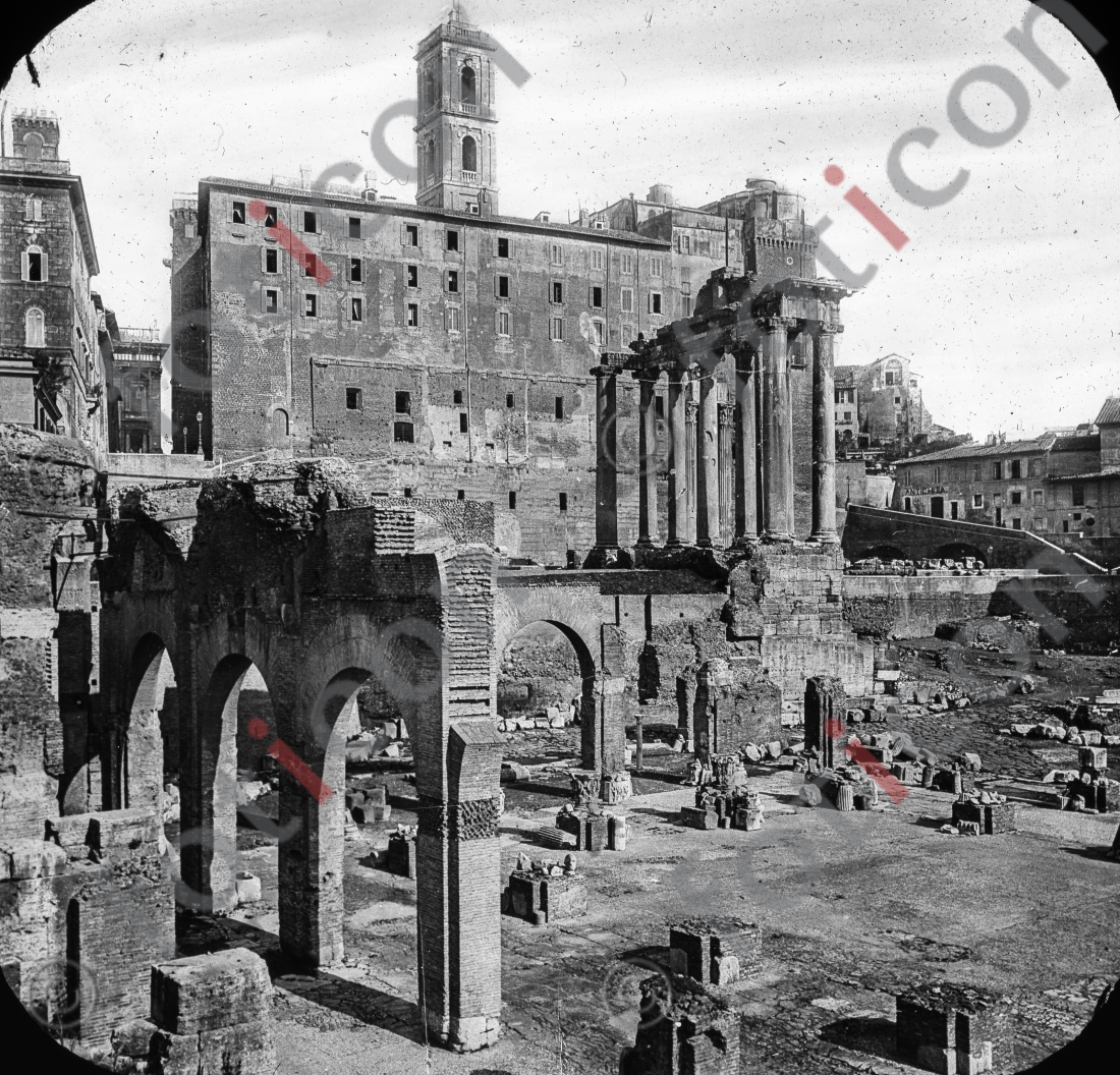 Forum Romanum | Roman Forum (foticon-simon-147-051-sw.jpg)